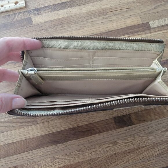 Coach Peyton Signature Slim Zip Wallet - Khaki /Gold - Picture 10 of 13